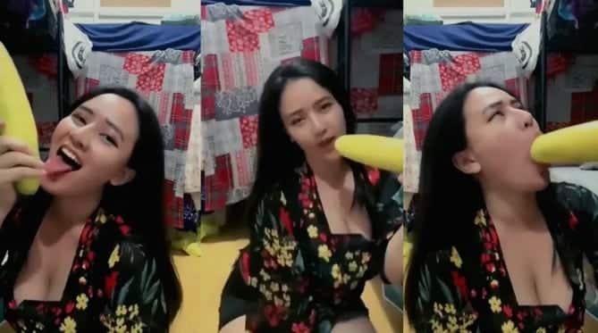 Cantik Berlian Ochi Mainin Payudara Nyepong Timun Besar